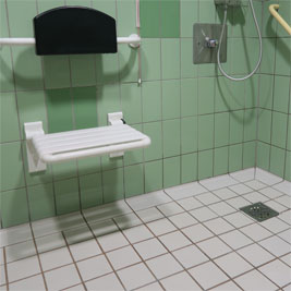 WC AquariUSH mit Dusche Unterschleißheim Foto2
