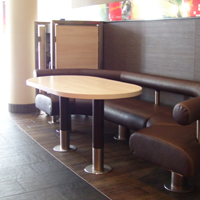 Kentucky Fried Chicken KFC im Tal Foto1