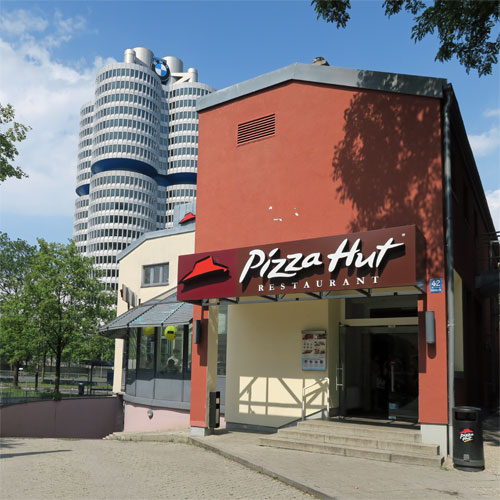 Pizza Hut am Olympiazentrum Foto1