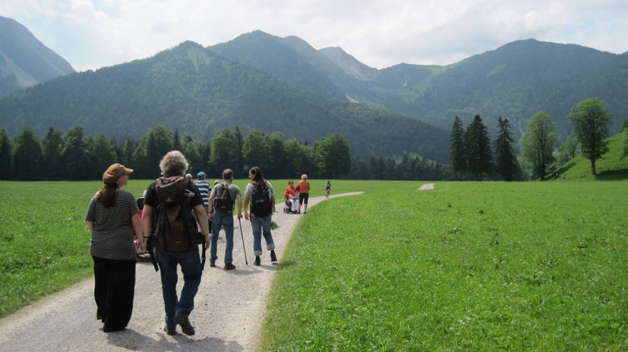 Hanne Kamali: Rolliwanderung nach Bayrischzell