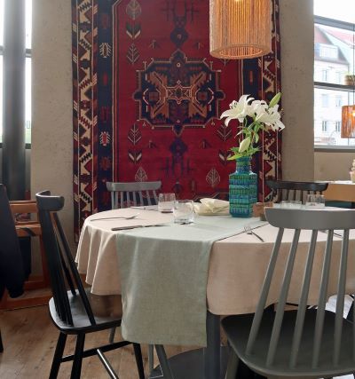 Orientalisch dekorierter Raum