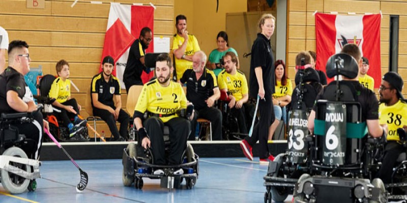 Munich Animals spielen Rollstuhl Hockey