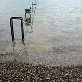 Behindertenrerechte Baderampe Starnberger See, Erholungsgebiet Ambach Foto1