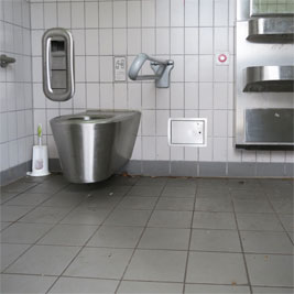WC Bahnhof Eichenau