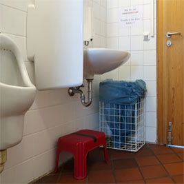WC Friedenskirche Gräfelfing Gemeindehaus Foto2