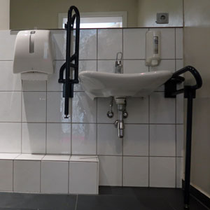 WC Restaurant Langwieder See Foto1