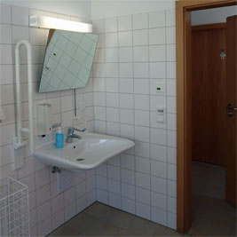 WC 2 Tourist - Information Grassau Foto1