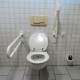 WC Freizeitstätte Blue Box, Höhenkirchen-Siegertsbrunn Foto0