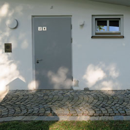 WC Friedhof Oberhaching Damen Foto0