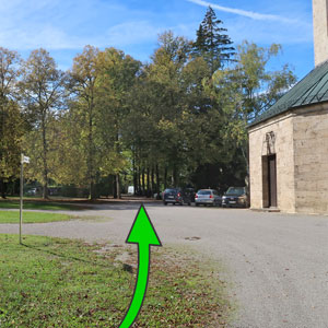 WC Friedhof am Perlacher Forst hinter der Aussegnungshalle Foto0