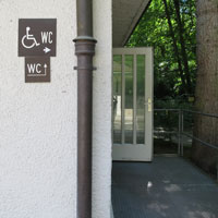 WC Waldfriedhof alter Teil Foto0