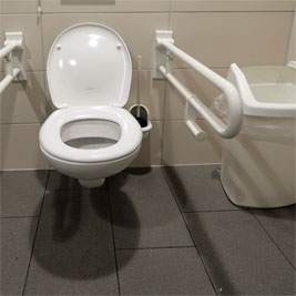 WC Kaufland München Berg am Laim Foto2