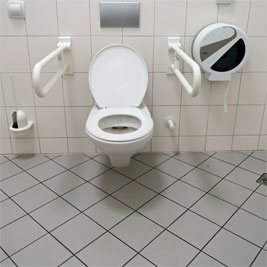 WC OBI Neuaubing Foto1