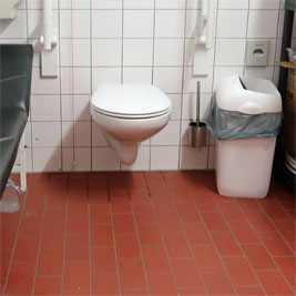 WC OBI Gartencenter Martinsried Foto0