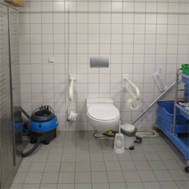 WC Sporthalle TSV Schleißheim, Oberschleißheim Foto0