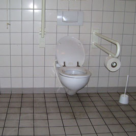 WC im Eine-Welt-Haus Foto0